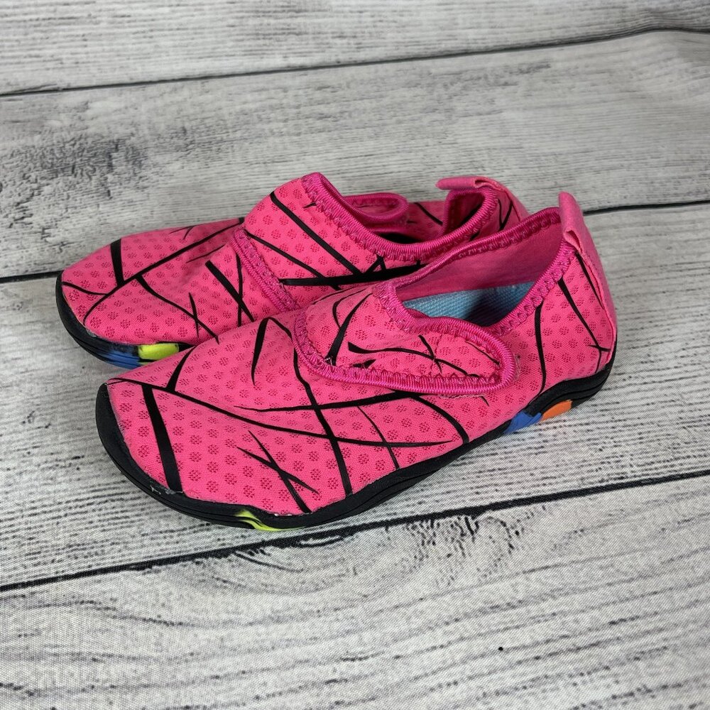 NWOT Water Shoes Lightweight Comfort Sole Easy Walking Athletic Slip On …